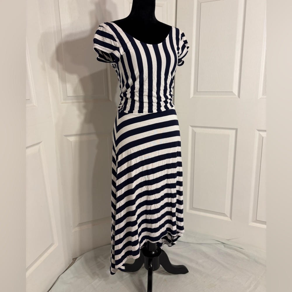 Gap size medium asymmetrical striped dress